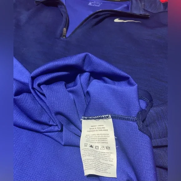 XL- Nike Navy Blue Running Shirt with Thumb Holes! Seriously like New! - Picture 8 of 15